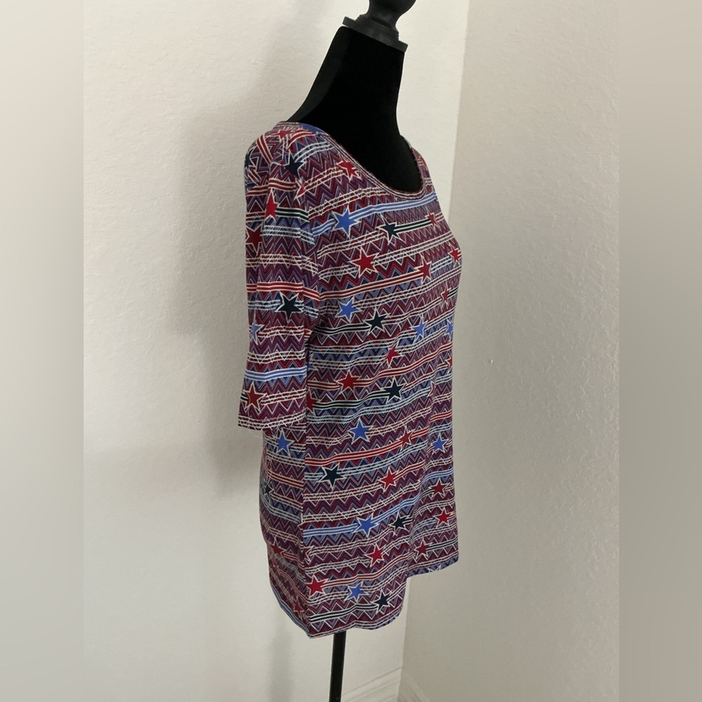 LuLaRoe Gigi Stars with stripes Chevron Print Top – Size Large – NWT - Picture 3 of 12